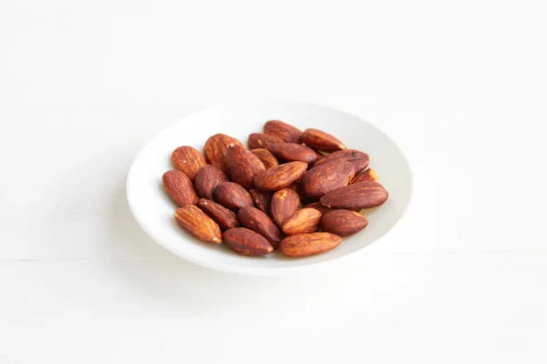 Snack amandes de Sicile grillées au Tamari  - 30g – Image 3